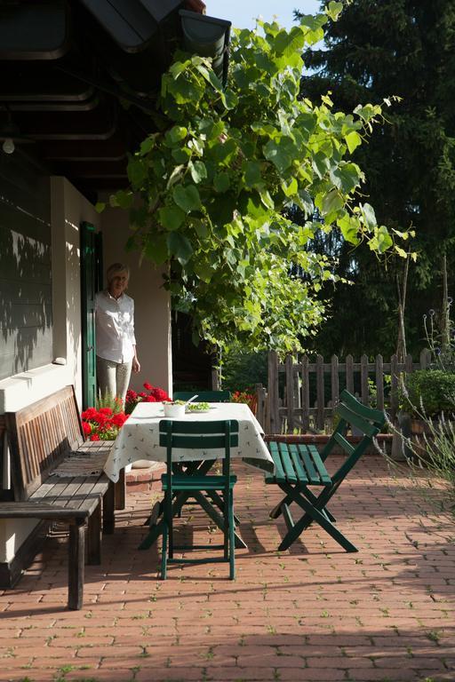 Ferienhaus Neubauer Spielfeld Exterior foto